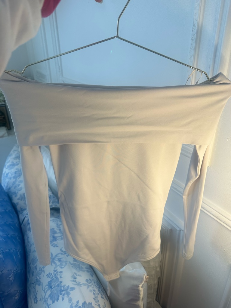 Aritzia Contour Off-Shoulder Long Sleeve Bodysuit In Light Beige